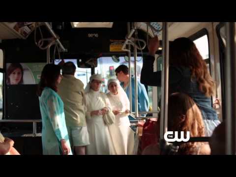 Jane the Virgin - Trailer (CW)